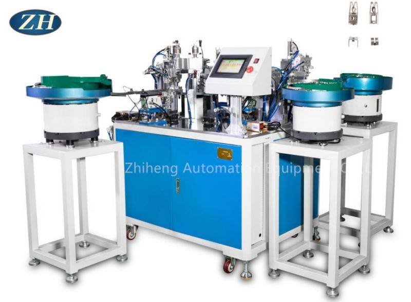 Automatic riveting et urgeat apparatus ad hardware